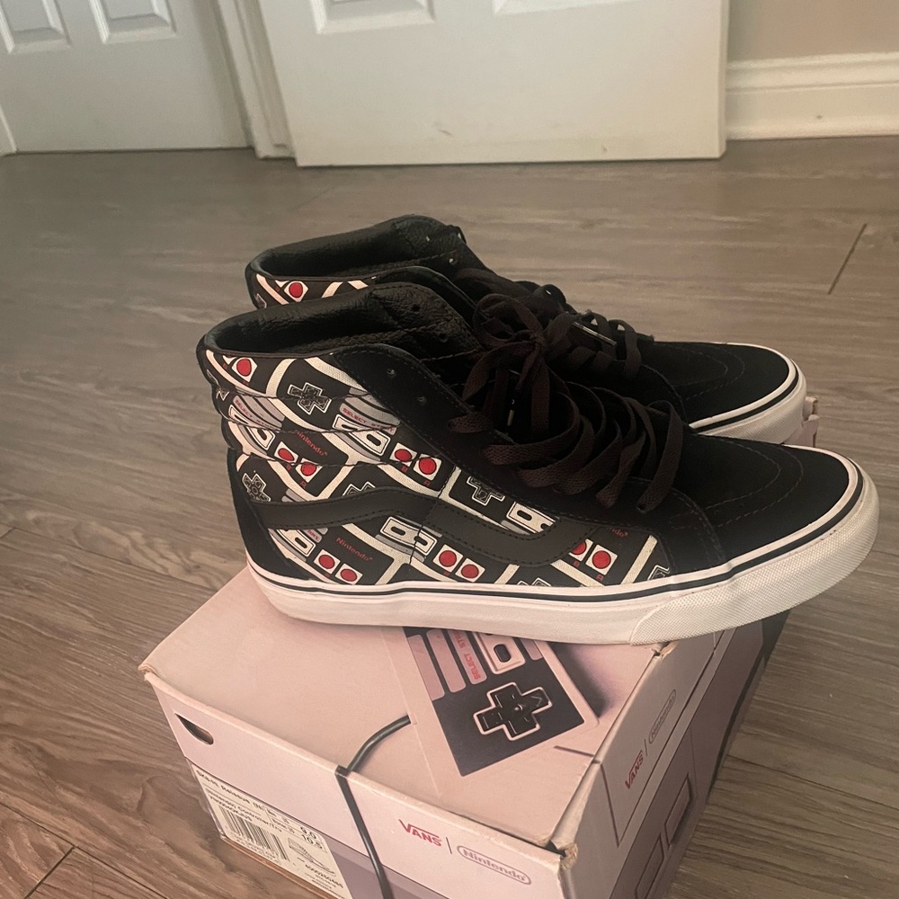 Vans x NES Nintendo Sk8 Sneaker sz 9.5
